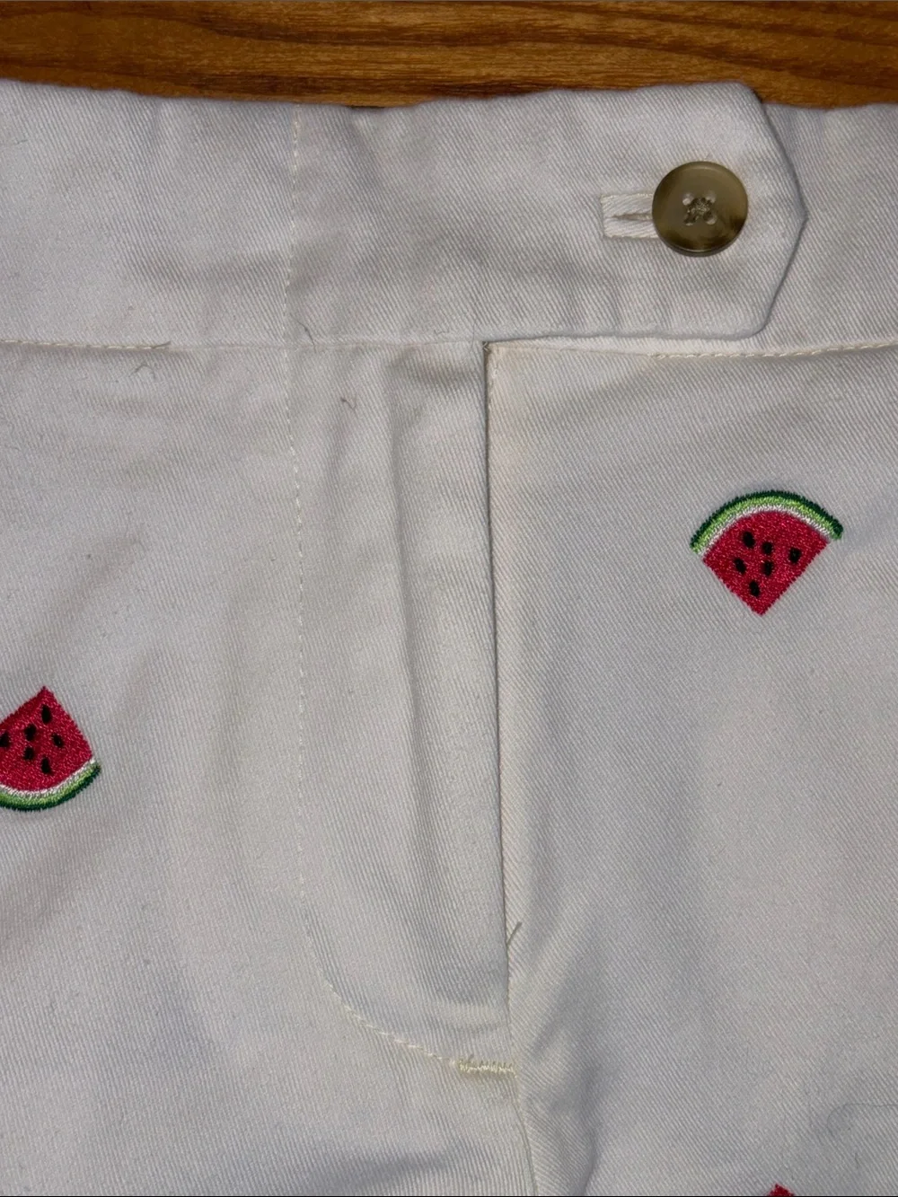 J.Crew Watermelon Embroidered Shorts Women’s 8 White Preppy Summer